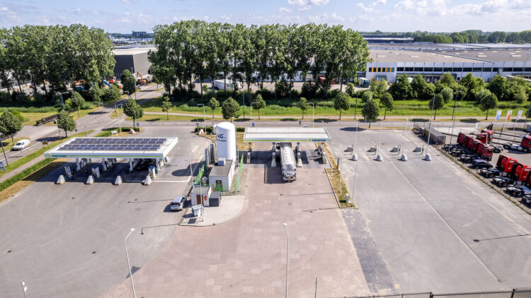 Laadplein Veghel drone (mei 2025) (4)